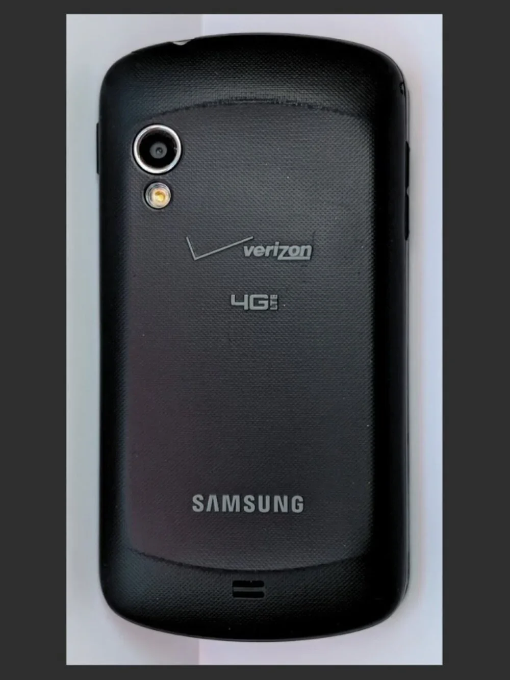 Samsung Galaxy Stratosphere SCH-I405 (Verizon) QWERTY Keyboard Slider Phone 4GB